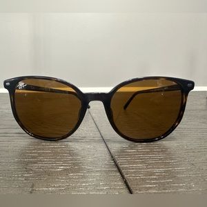 Ray-Ban Elliot Polished Havana Frame Brown Lenses